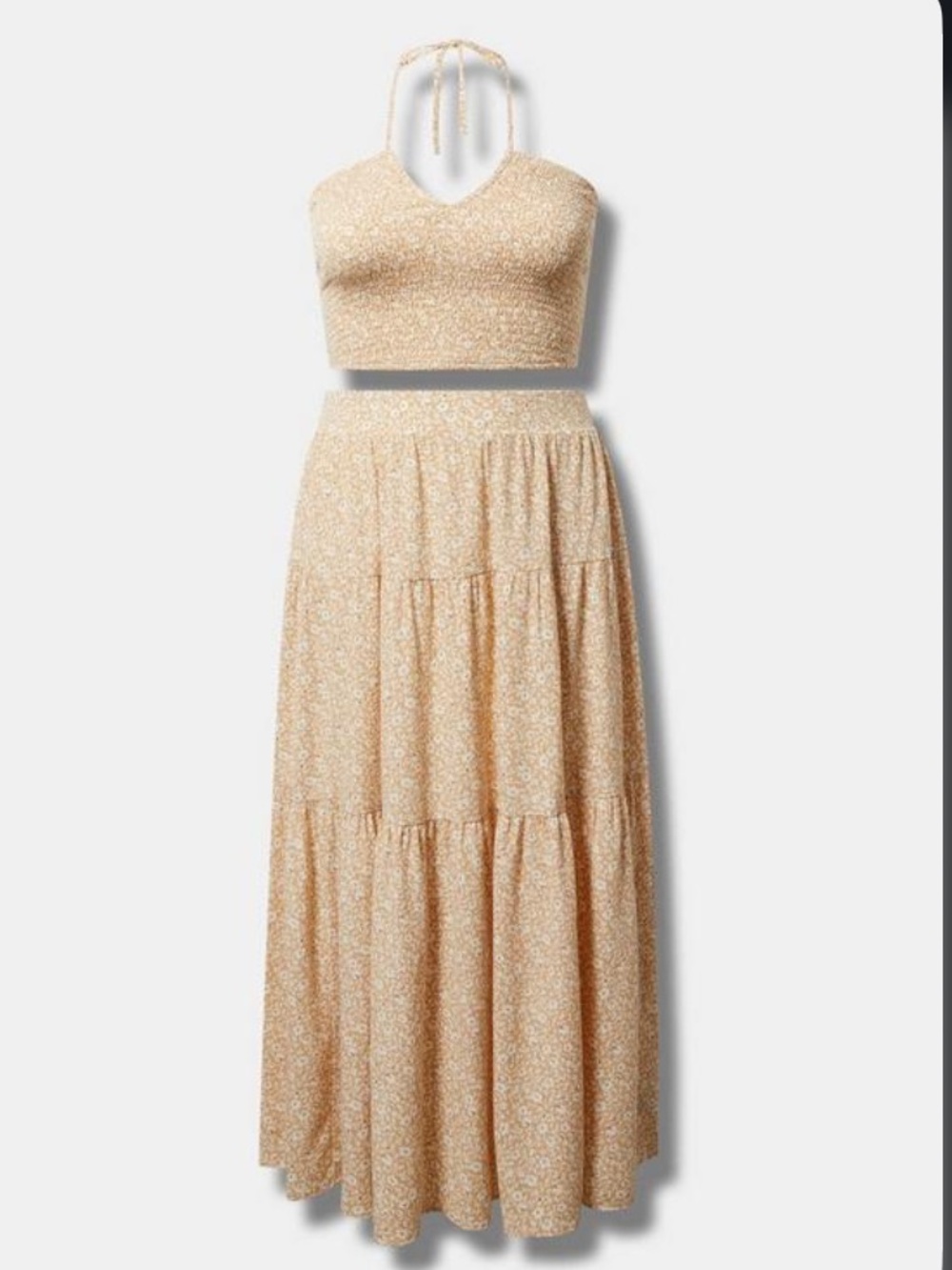 TORRID Cream Smocked Maxi Skirt Set NWT Size 0 - Picture 2 of 5